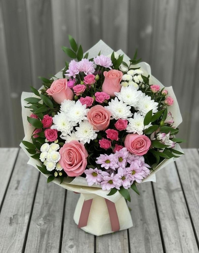 Букет цветов из: Альстромерии, Гвоздики, Розы и Хризантемы в Урвани