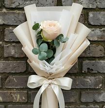 Букет цветов из:  Розы в Урвани