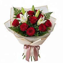 Букет цветов из:  Лилии и Розы в Урвани