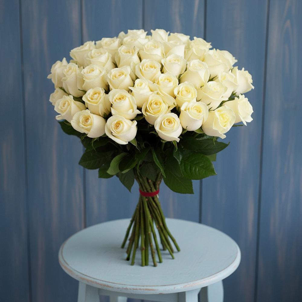 Букет 51 Белая роза Эдлесс Лав в Урвани
