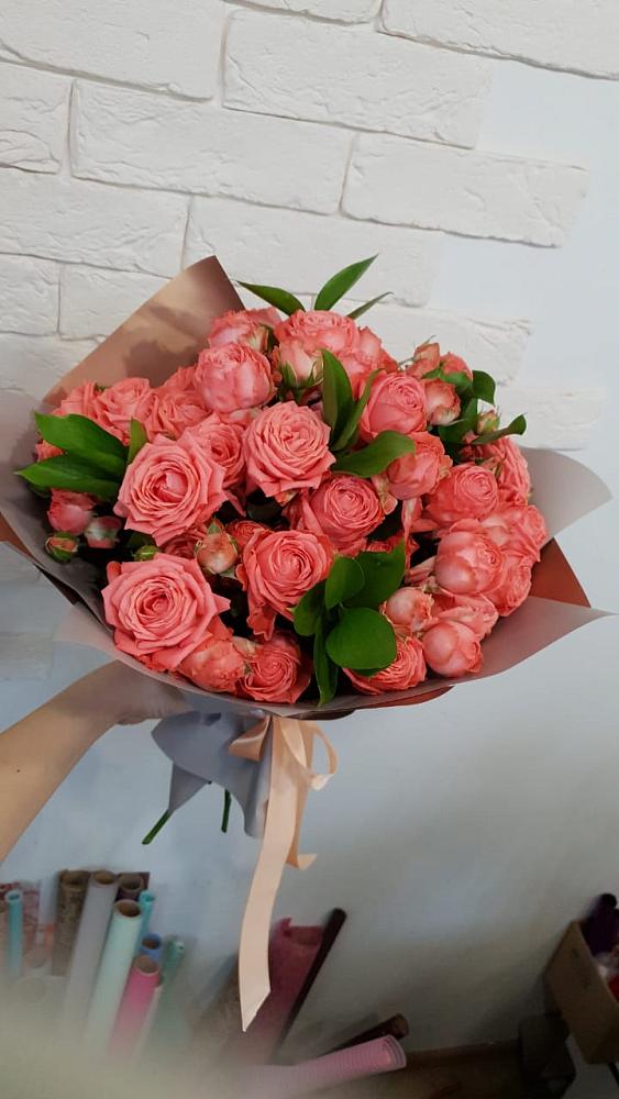 Букет цветов из: Розы в Урвани