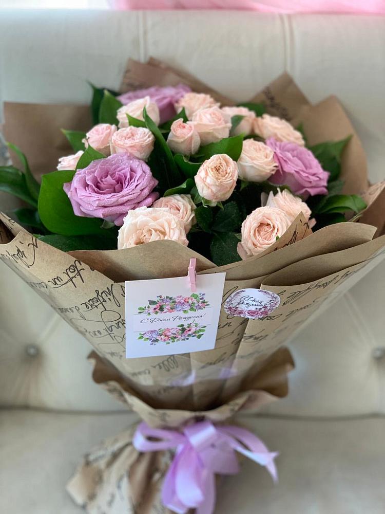 Букет цветов из: Розы в Урвани