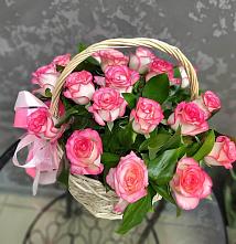 Цветочная композиция из Розы в корзине #REPLACE_PRED# Урвани