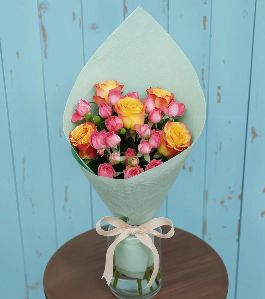 Букет цветов из: Розы в Урвани