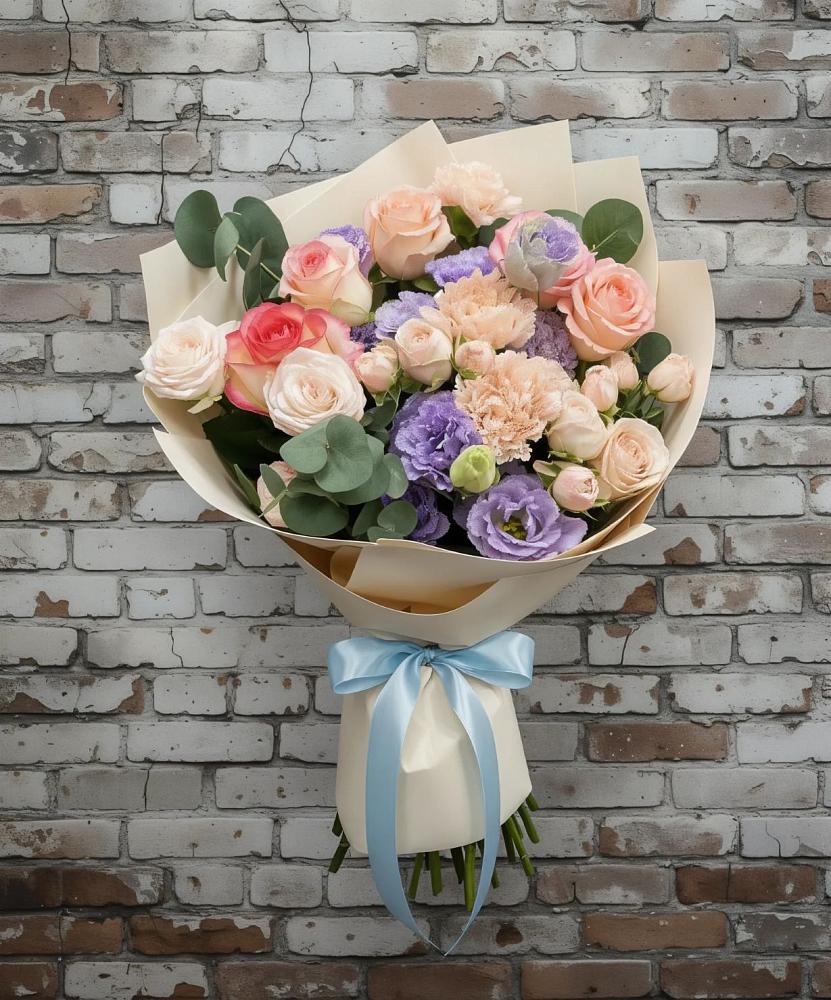 Букет цветов из: Розы, Лизиантусы и Гвоздики в Урвани