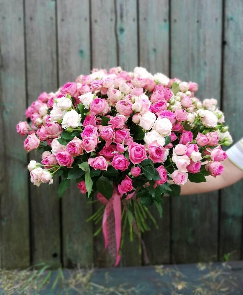 Букет Розовые кустовые розы Натали и Лав Лидия в Урвани