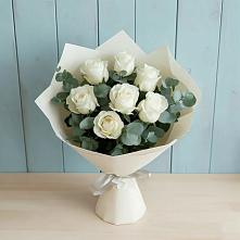 Букет Белые розы в Эвкалипте в Урвани