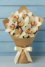 Букет цветов из:  Орхидеи и Розы в Урвани