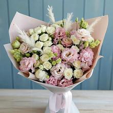 Букет цветов из:  Альстромерии и Розы в Урвани