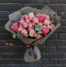 Букет цветов из:  Розы в Урвани